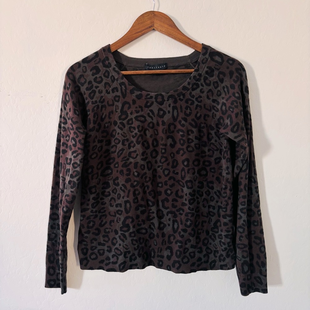 Sanctuary Dark Brown Leopard Print Blouse Sweater Scoop Neck Size XS‎